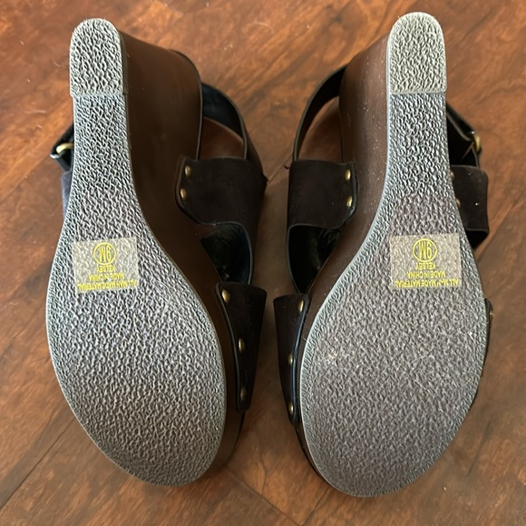 Unr8ed Black Wedges - Picture 4 of 4